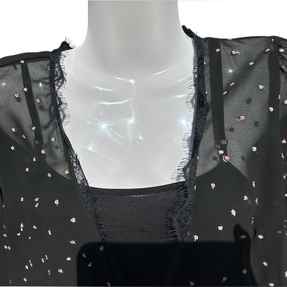 Embroidered Women's Blouse - Picture 9 of 9